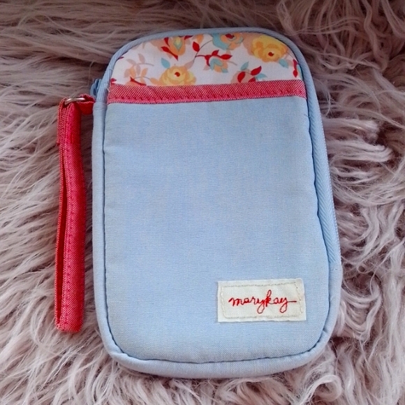 Mary Kay Handbags - 💝💝💝MARY KAY